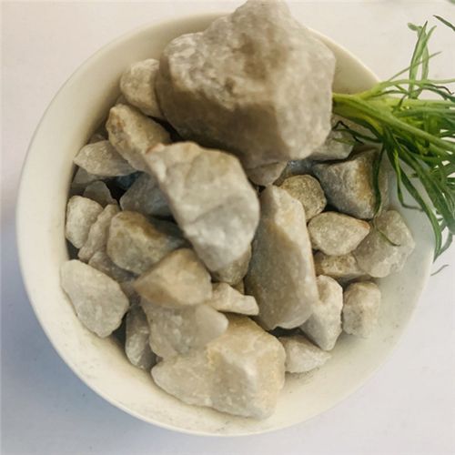 多年來(lái)與科研單位合作,不斷產(chǎn)品結(jié)構(gòu),為拓展市場(chǎng),由原來(lái)單 一的濾料銷(xiāo)